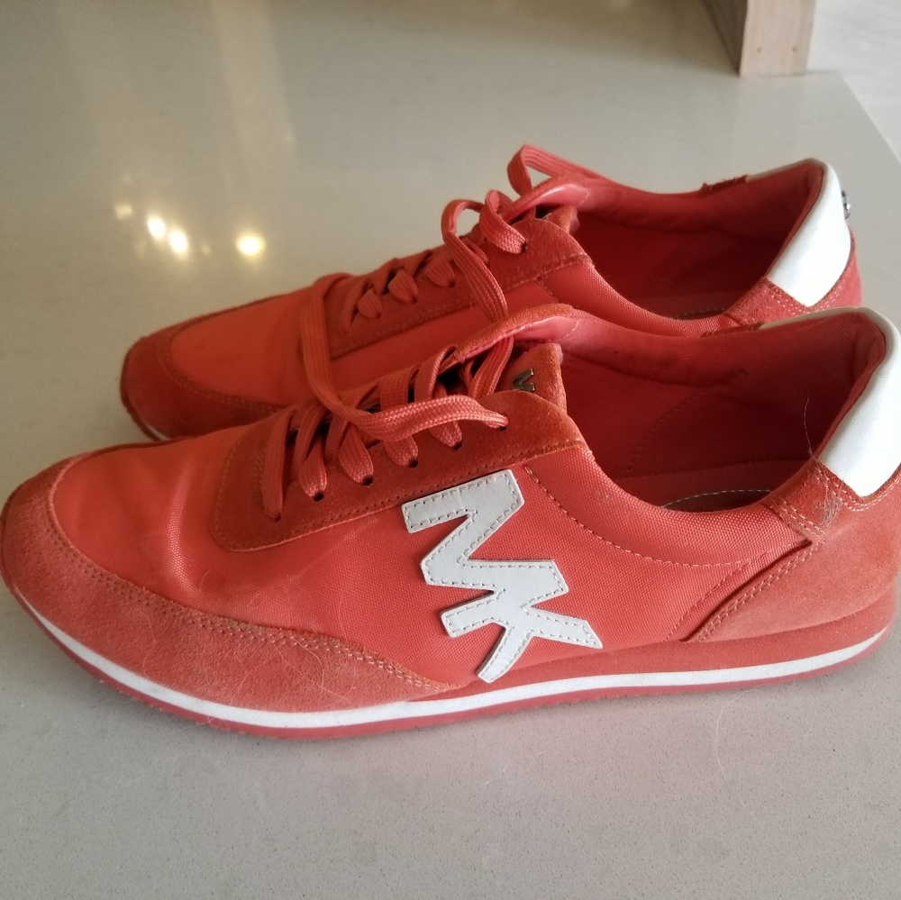 Walking shoes